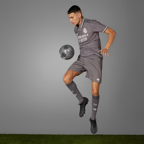 2024/25 Real Madrid Away Kit