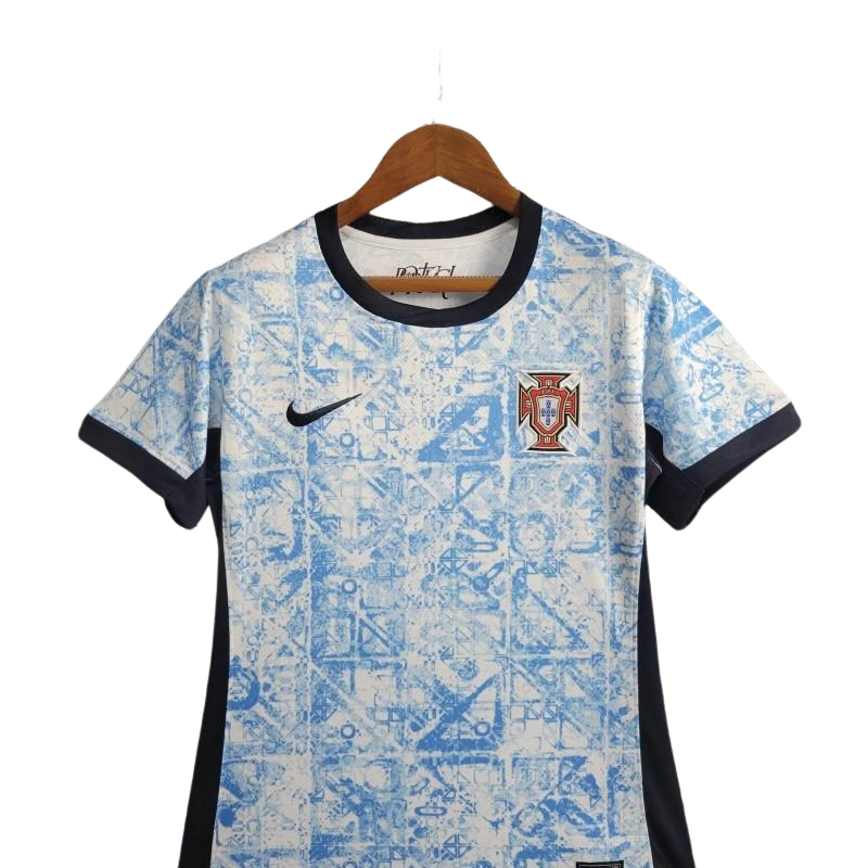 Camiseta de visitante de Portugal para la Eurocopa 2024 para mujer (versión para aficionados)