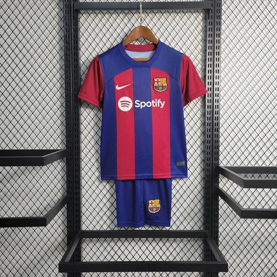 Conjunto de fútbol local del Barcelona 2023/2024 (camiseta + pantalón corto)