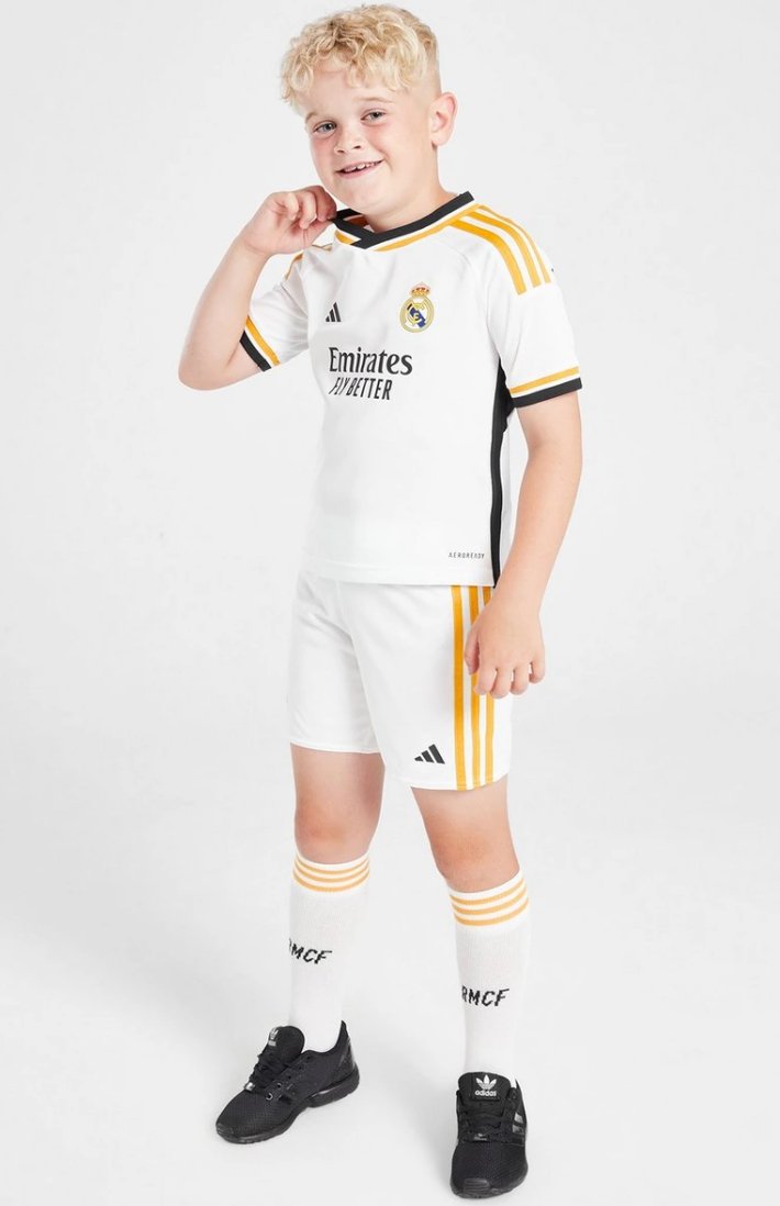 Conjunto de fútbol local del Real Madrid 2023/2024 (camiseta + pantalón corto)