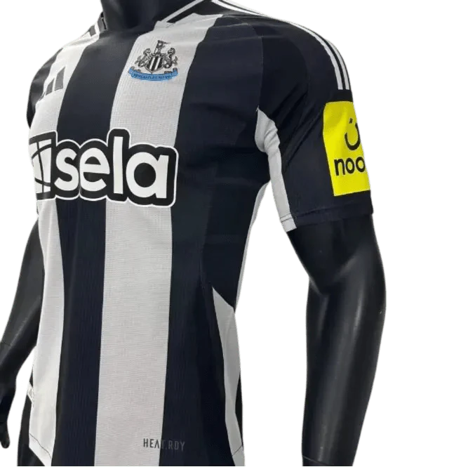 Version du joueur à domicile de Newcastle 2024/2025 