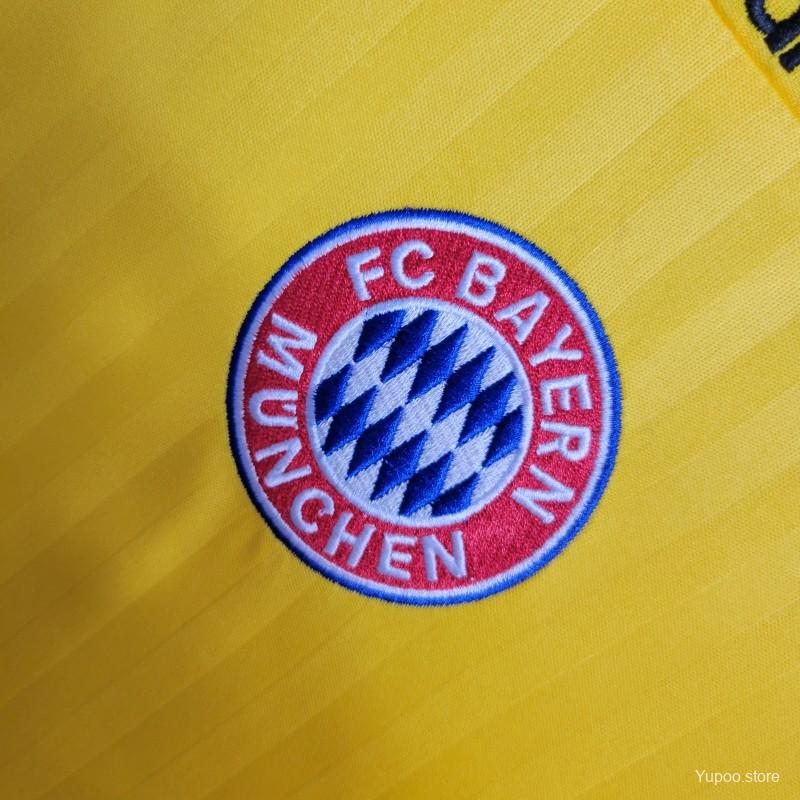 Kit de icono amarillo del Bayern Munich 23-24 con logotipo bordado - Versión para aficionados 