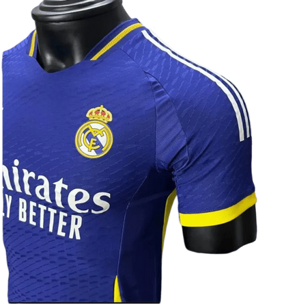 Kit especial azul del Real Madrid 24/25 - Versión jugador