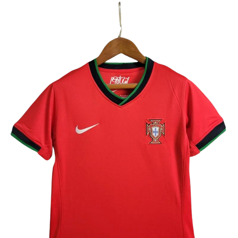 Camiseta local de Portugal para la Eurocopa 2024 para mujer (versión para aficionados)