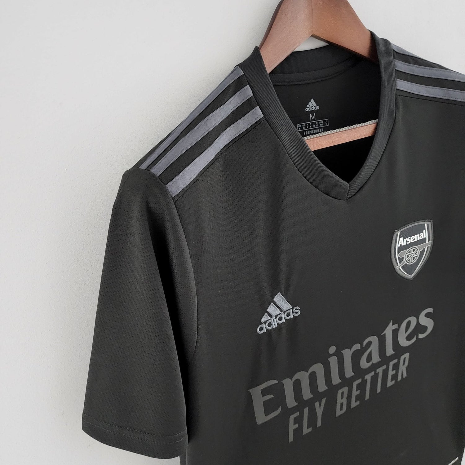 MAILLOT ARSENAL ALL BLACK 22/23 (Entraînement pré-match) 