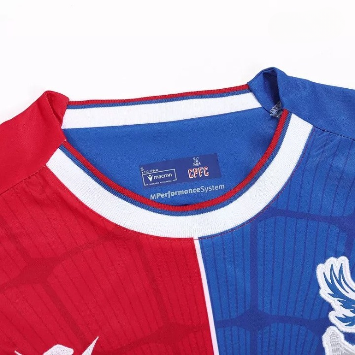 Maillot domicile Crystal Palace 2023/24