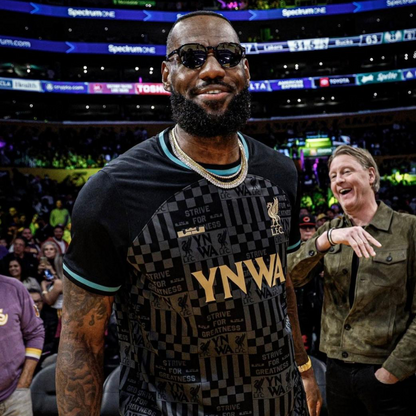 Camiseta de edición especial para aficionados del estadio Liverpool x LeBron James